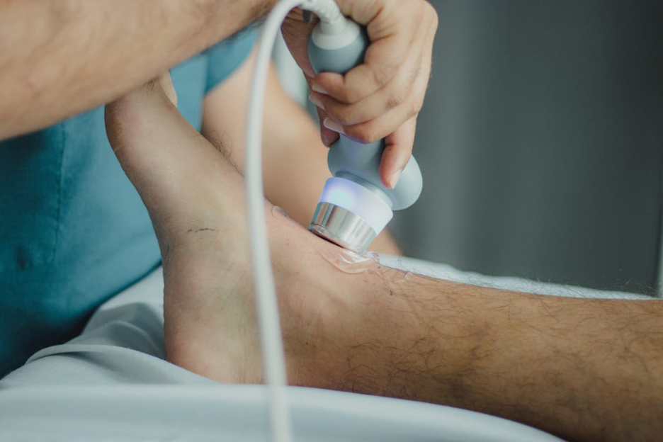 Chronic pain evaluation during a medical leg examination